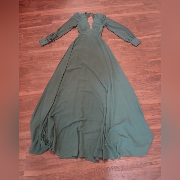 Elegant Green Long Sleeve Dress - Picture 5 of 11